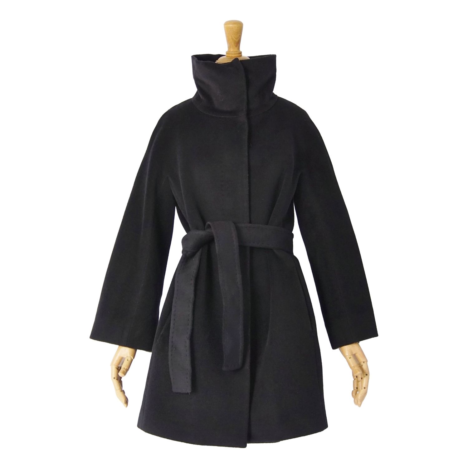 近年美品　Max Mara STUDIO マックスマーラ　ウール　ベルト　コート 美品 マックスマーラ Max Mara STUDIO コート ベルト付き ロング