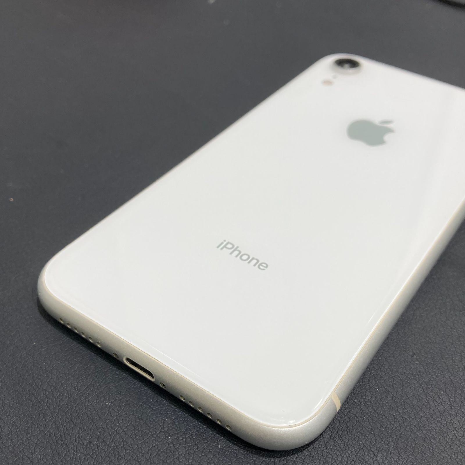 iPhonexr ジャンク ジャンク】iPhoneXR 64GB ホワイト 起動不可 ロック解除済 SIMフリー