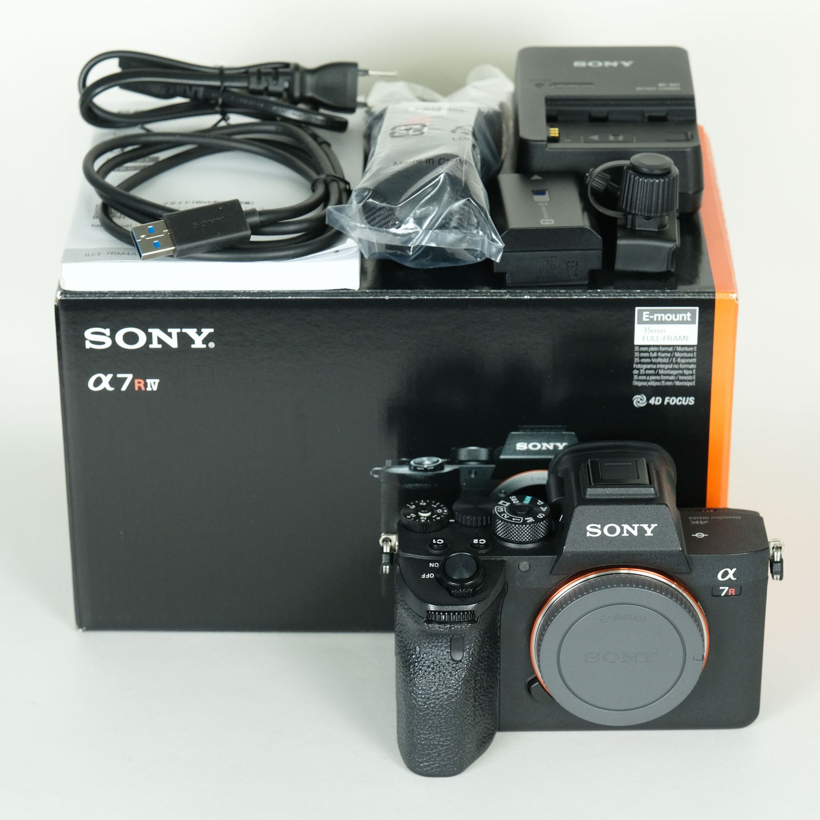 [良品 | シャッター数44,621回] SONY α7RIV ボディ ILCE-7RM4A   【後期モデル 液晶下部にSONYロゴなし】 | その他