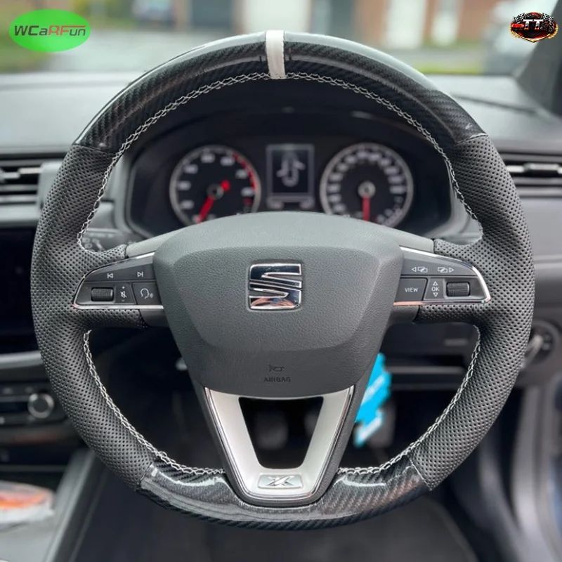 滑り止めカーボンファイバーレザー製カーステアリングホイールカバー シート レオン 5F MK3 2013-2019 イビサ 6J トレド アローナ 2013-202