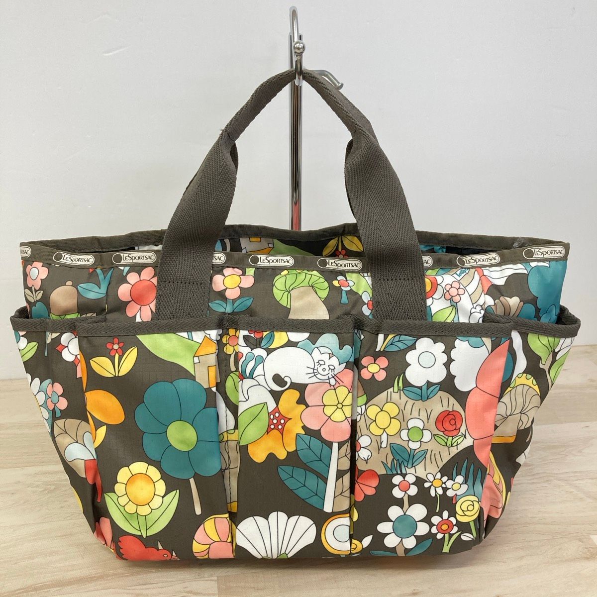 美品 レスポートサック LeSportsac トートバッグ/ハンドバッグ 花柄/猫 