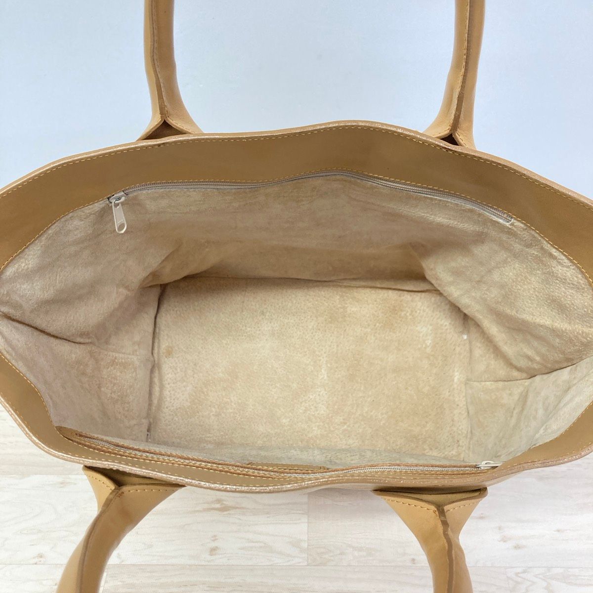 HIROFU/ヒロフ トートバッグ Hロゴ 型押し ベージュ MADE IN ITALY 