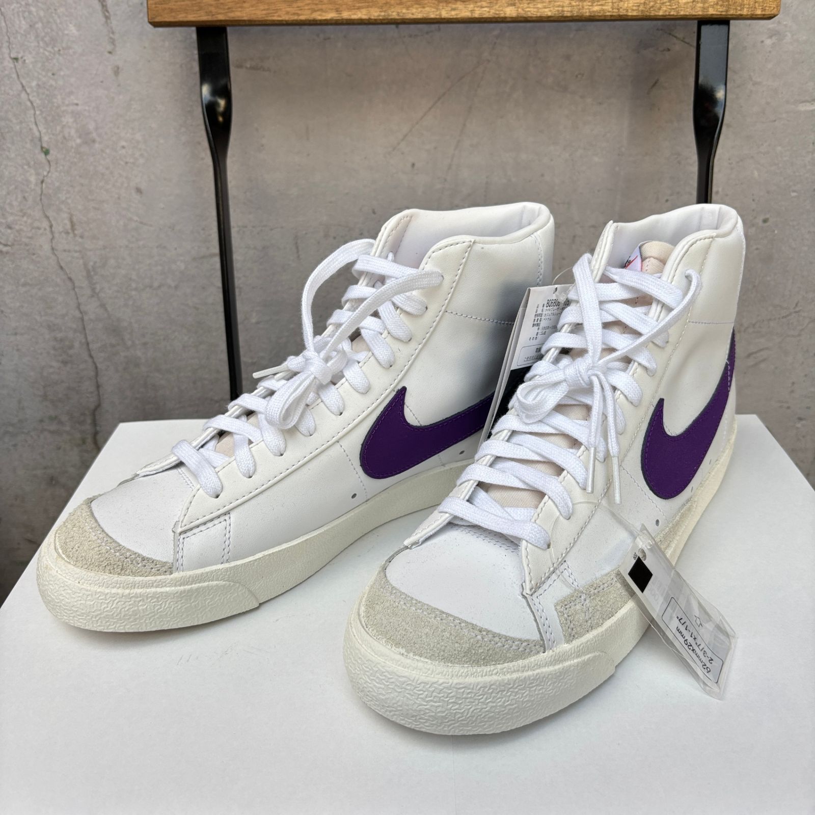● 未使用 NIKE BLAZER MID 77 VNTG BQ6806-105 28.5cm ナイキ ブレーザー ミッド77 タグつき 新古品