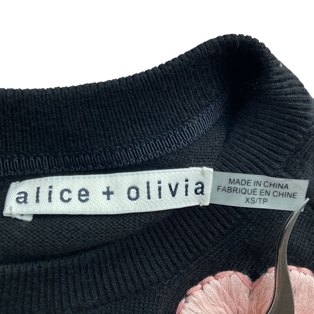 美品 alice + olivia アリスアンドオリビア フラワーモチーフ ニット