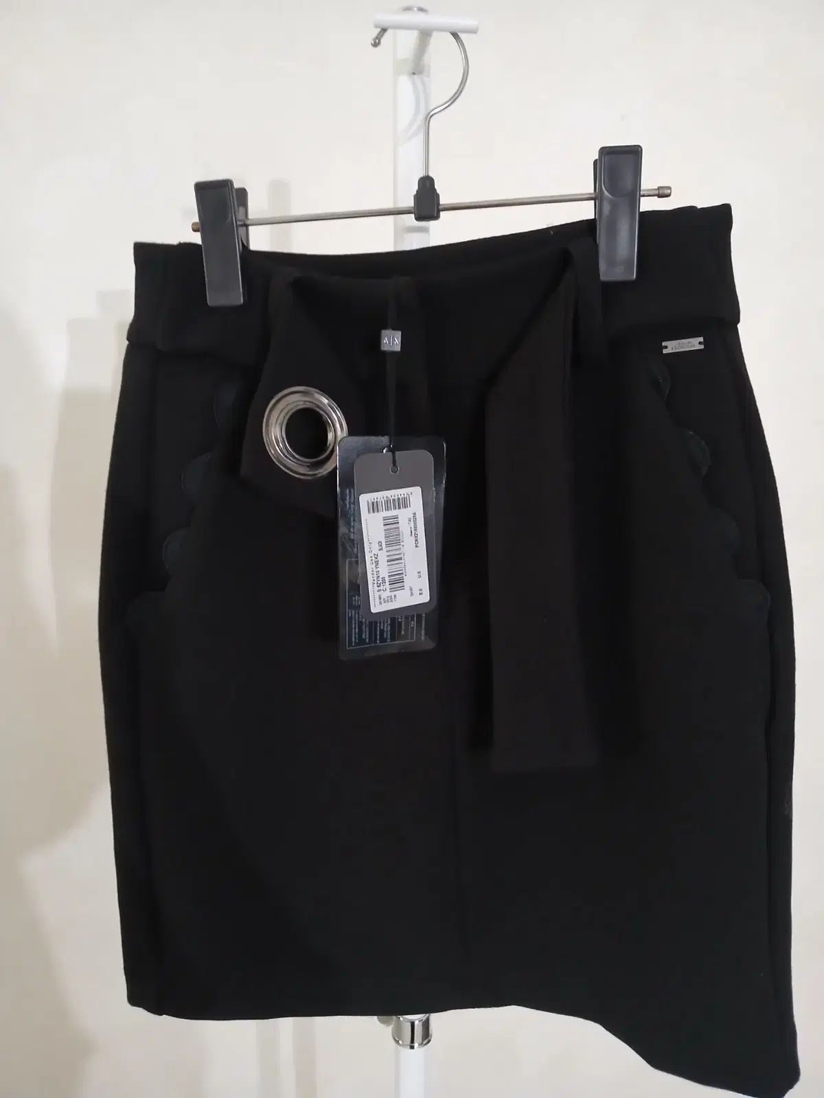 (新品) アルマーニ スカート