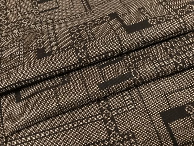 平和屋着物●本場大島紬 一元7マルキ 幾何学文様 正絹 逸品 AABJ7172ph