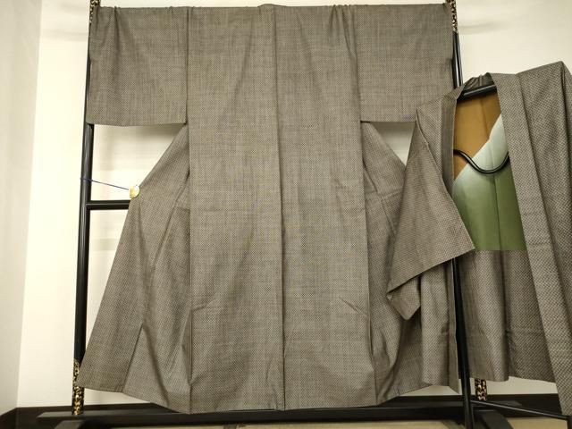 平和屋着物●男性　本場大島紬　アンサンブル　カタス9マルキ　幾何学文様　三越扱い　キングサイズ　正絹　逸品　AABJ5725ck