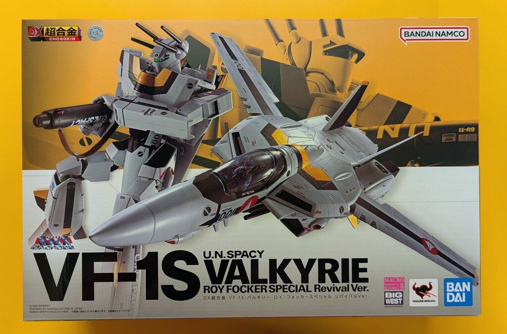 バンダイ DX超合金 VF-1S バルキリー ロイ・フォッカースペシャル リバイバルVer. 16,995円