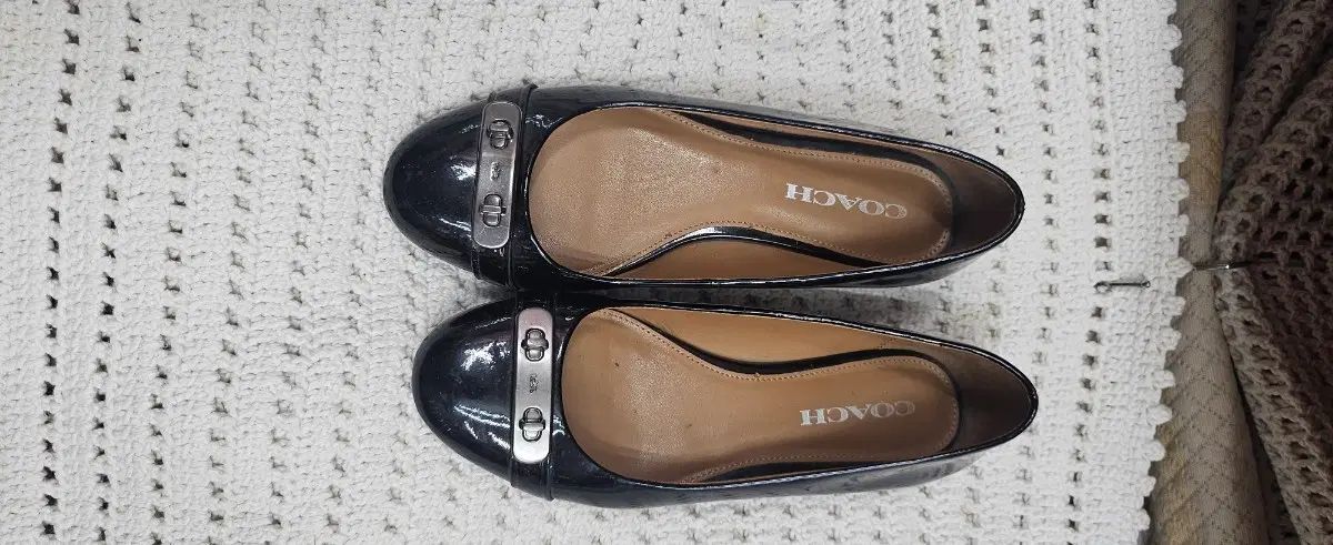 COACH レディース フラットシューズ 黒 5,823円