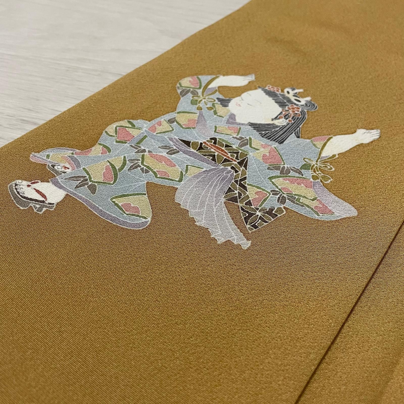 色無地 ちりめん 裄66 辛子色 裾に少女の染め 着物 正絹 X-6715 9,856円