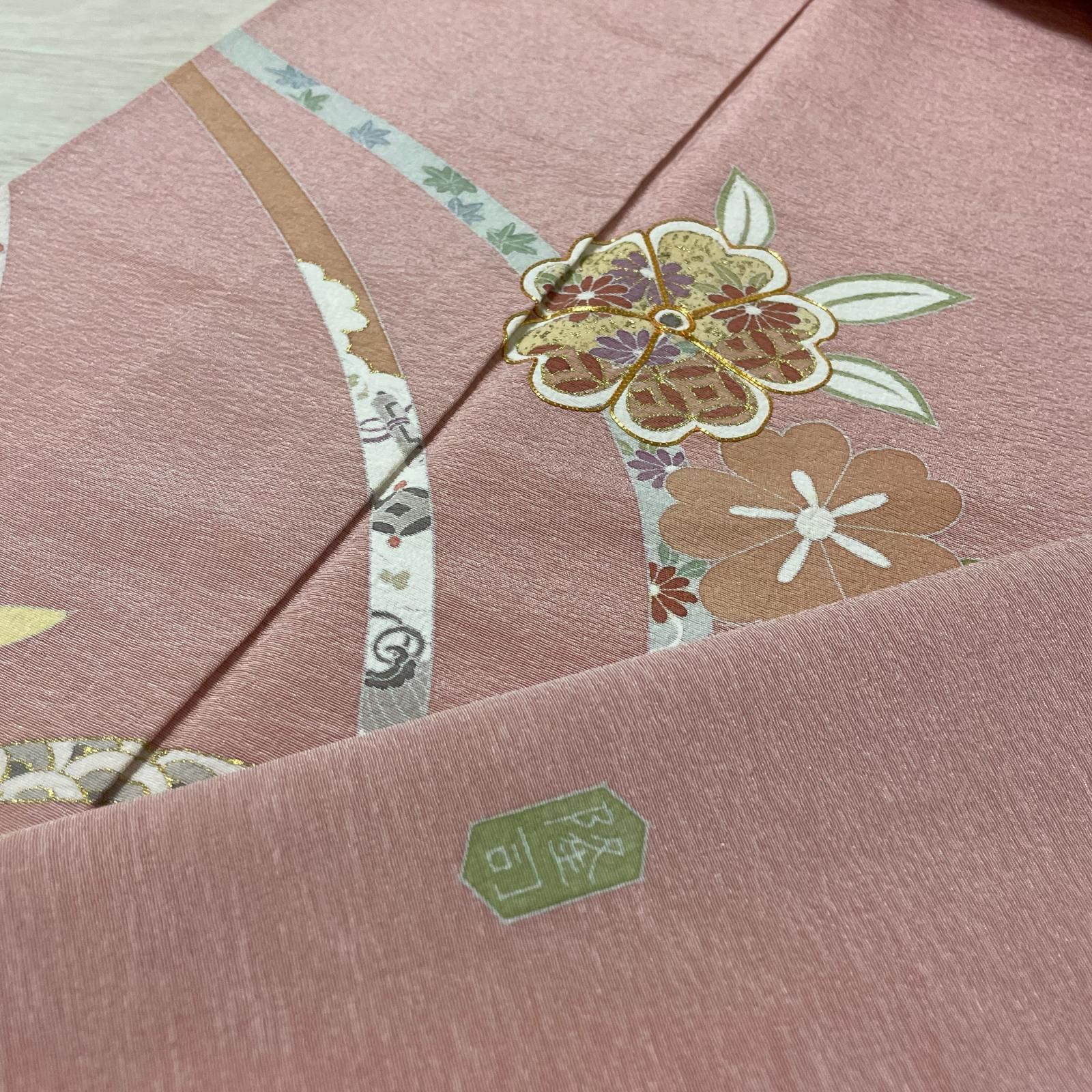 作家物 付下げ 上品な花模様の染め 着物 正絹 X-6924 8,316円