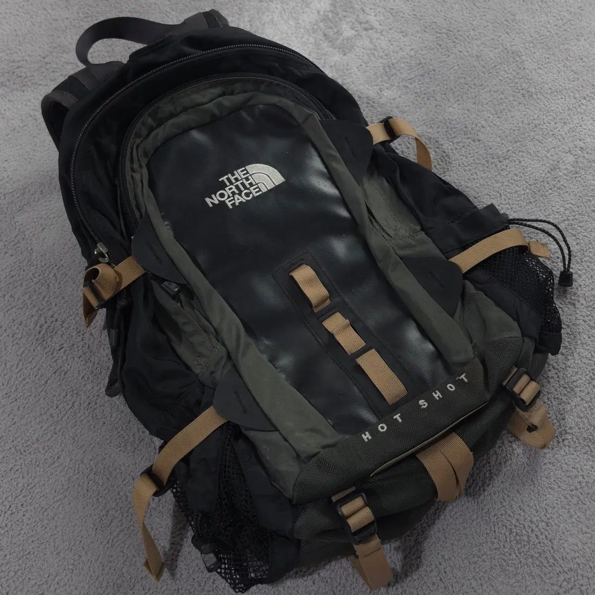 THE NORTH FACE ザノースフェイス 新モデル HOT Face the Sun エア アウトドア テック バックパック (OS)