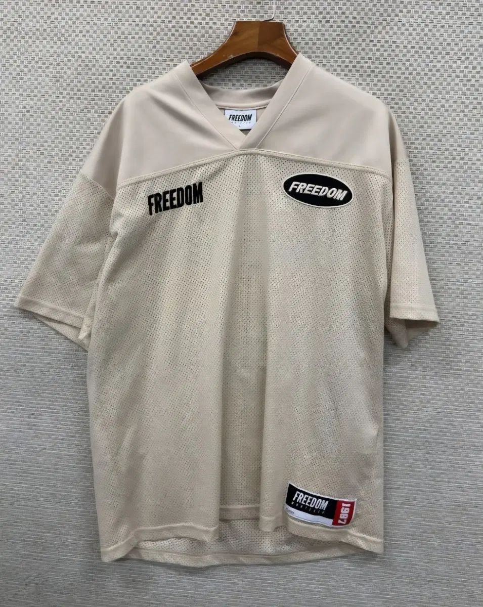 FREEDOM ラグビージャージ L フリーダム メッシュ 半袖 Tシャツ クリーム色 完売商品