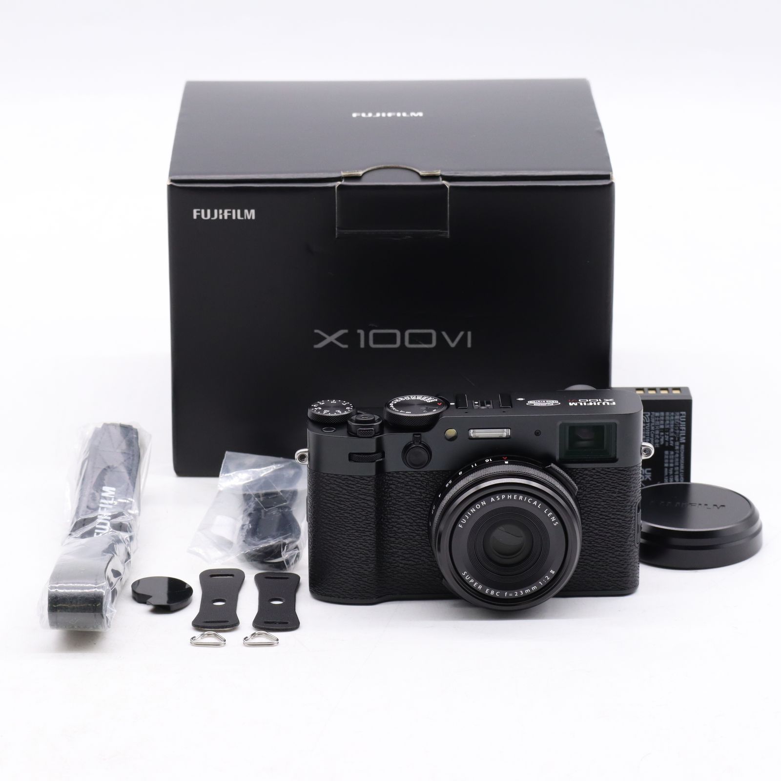 【ショット数2,696】FUJIFILM X100VI ブラック 多言語モデル｜約4020万画素 APS-C・23mm F2単焦点｜X-Trans CMOS 5 HR・高画質スナップ向け デジタルカメラ【中古】