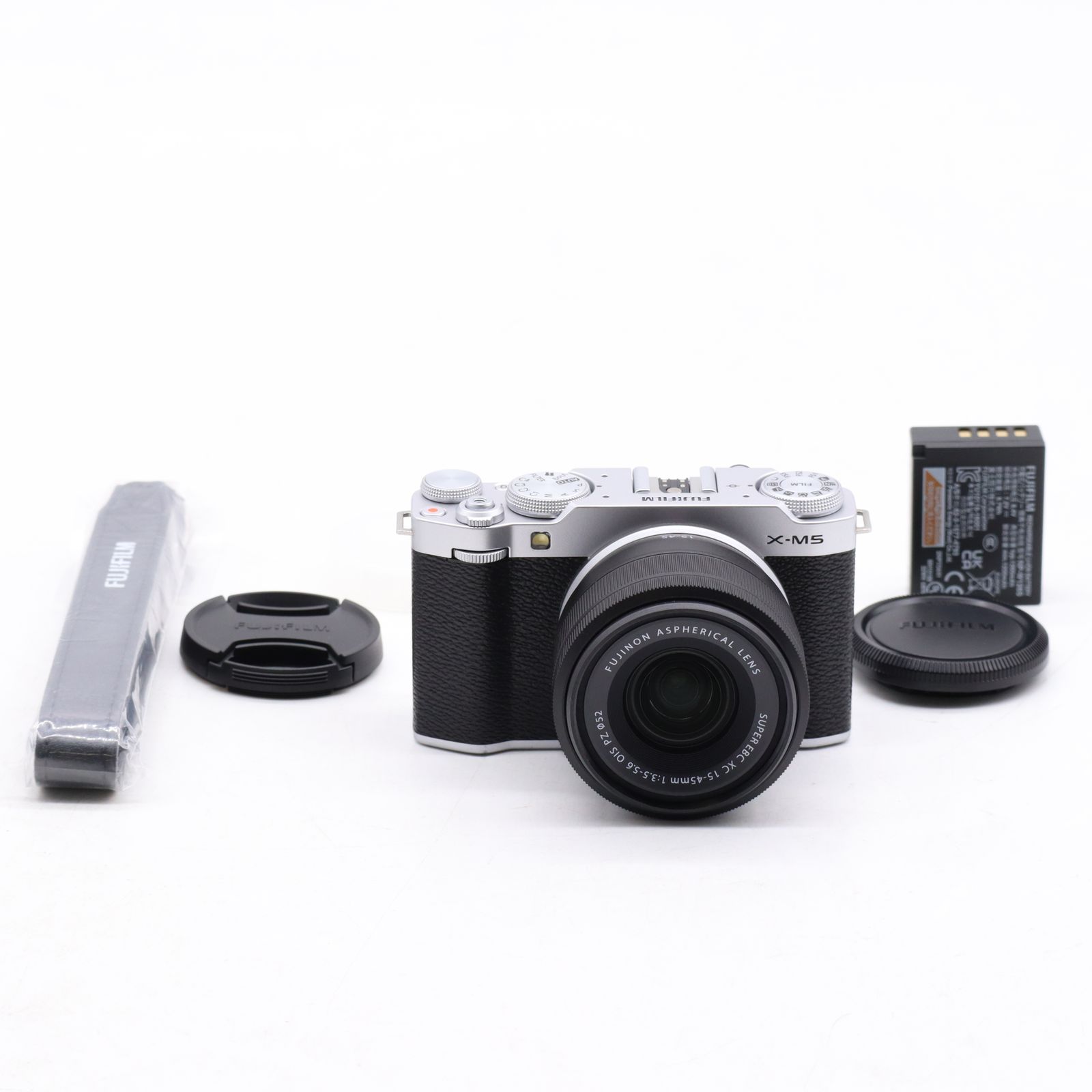 【ショット数1,839】FUJIFILM X-M5 XC15-45mm レンズキット シルバー｜APS-C ミラーレス一眼｜軽量コンパクト・高画質 富士フイルムXマウント【中古】