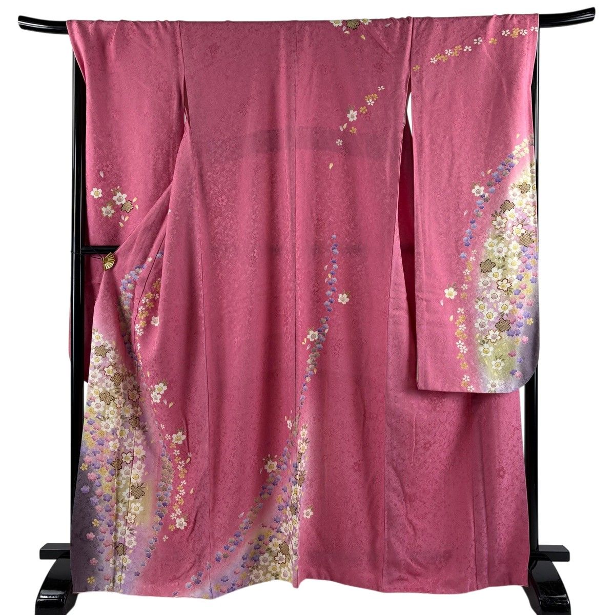 振袖 身丈165cm 裄丈70.5cm L 袷 桜 花びら 箔 金彩 ピンク 正絹 秀品 【中古】 6,776円