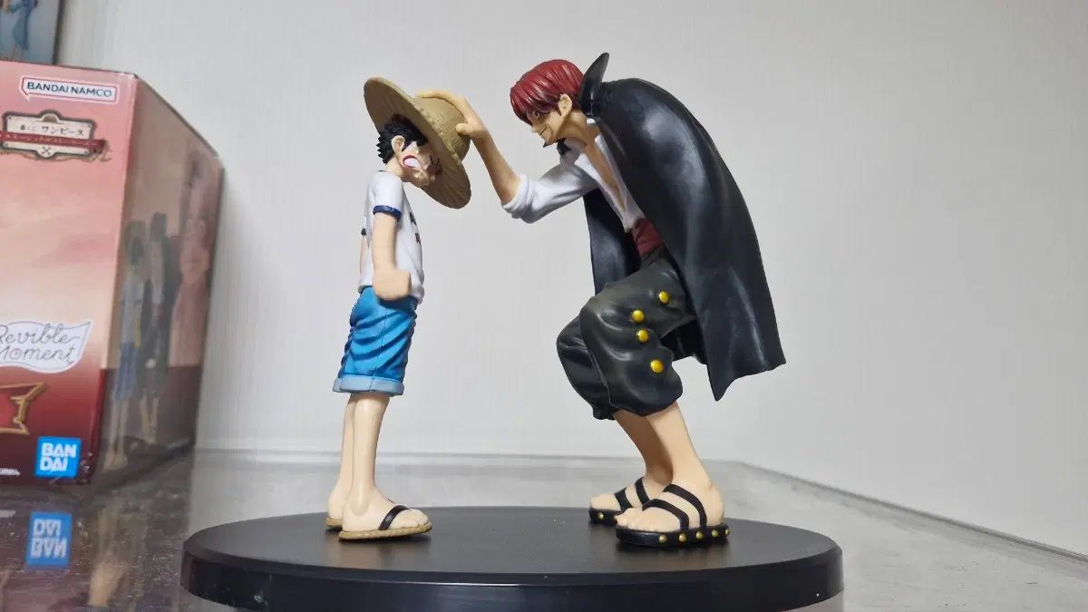 ONE PIECE 一番くじ Emotional A賞 シャンクス モンキー・D・ルフィ(ルフィ) フィギュア 出品 7,613円