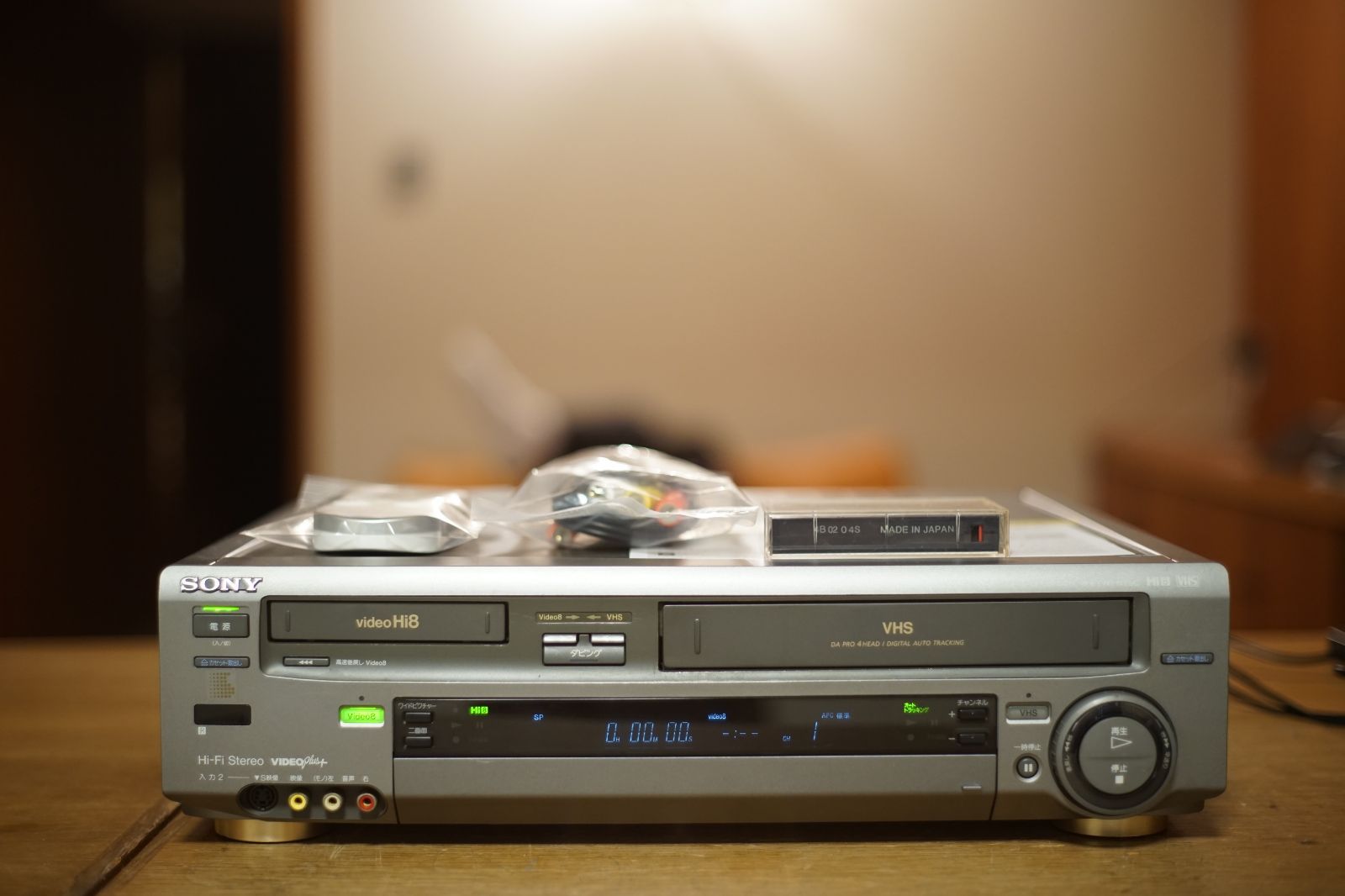 動作保証あり SONY WV-TW1 HI8 VHS 8ミリビデオデッキ