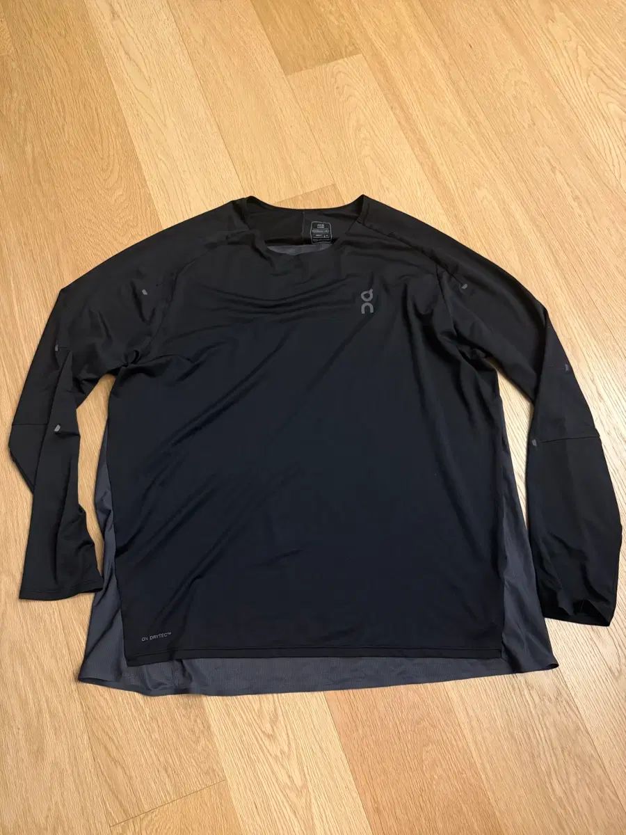 オンランニング ロングスリーブ ブラック XL