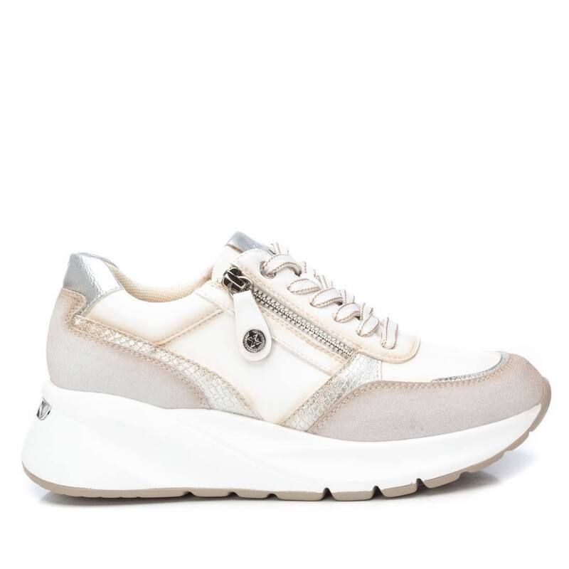 キシタイ レディース シューズ スニーカー Womens Casual Sneakers By XTI White ホワイト 23,214円