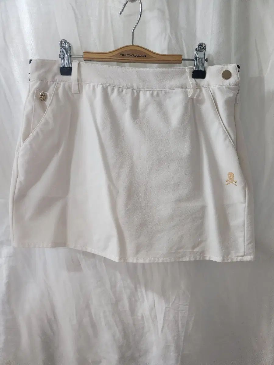 MARK&LONA GOLF スカート 38 28インチ 7,402円