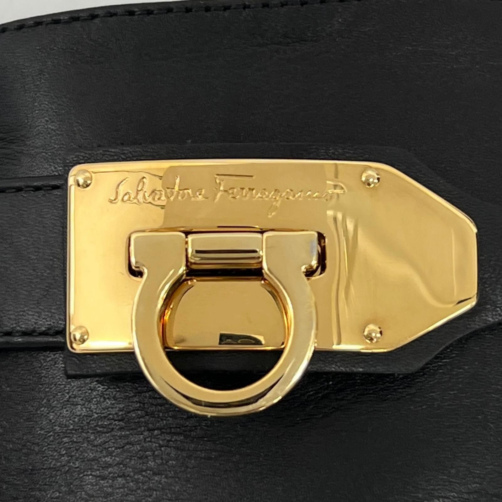 美品▲Salvatore Ferragamo サルヴァトーレフェラガモ RENE C ガンチーニ金具 レザー アンクルブーツ ブラック 8.5 伊製 レディース
