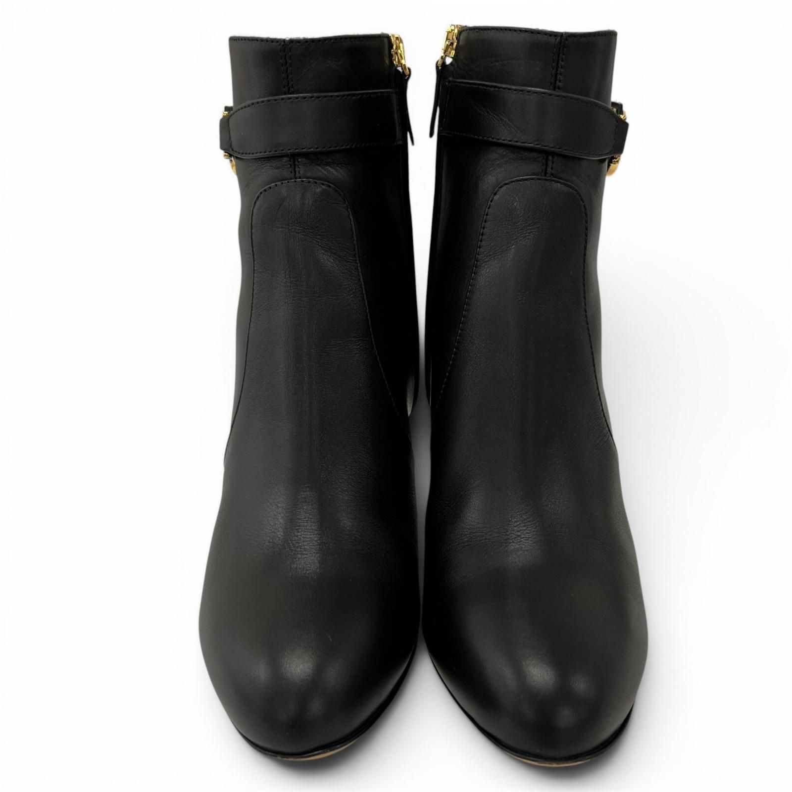 美品▲Salvatore Ferragamo サルヴァトーレフェラガモ RENE C ガンチーニ金具 レザー アンクルブーツ ブラック 8.5 伊製 レディース