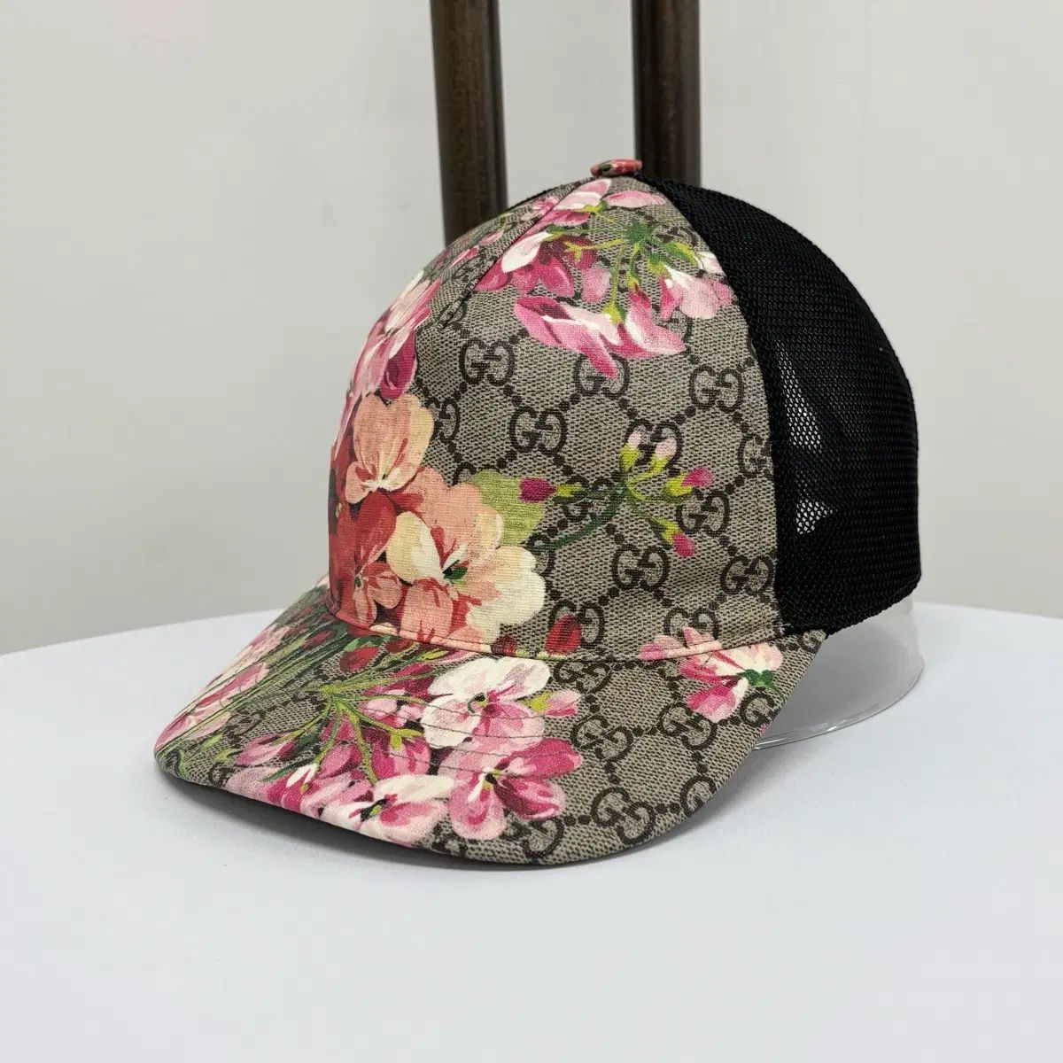 L グッチ GG フラワー ボールキャップ