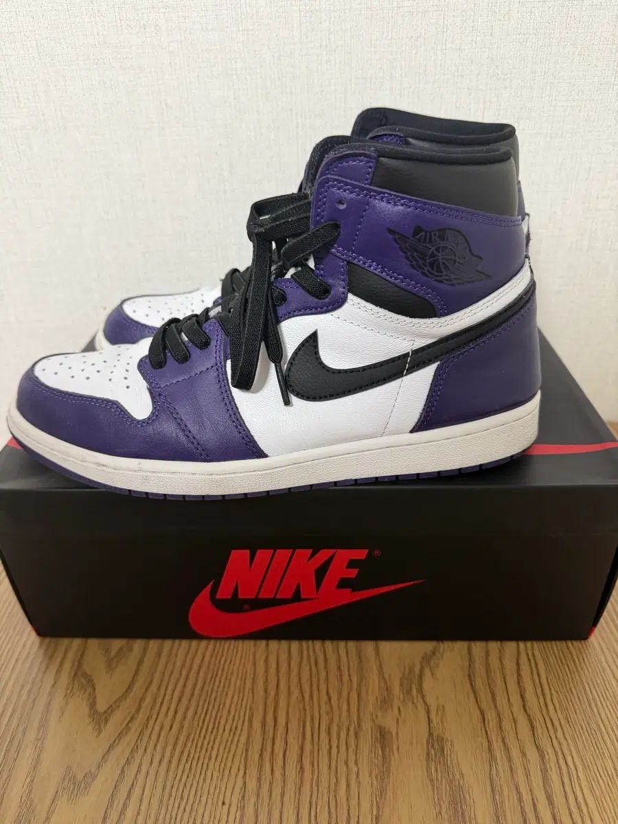 ジョーダン1 ハイ コートパープル