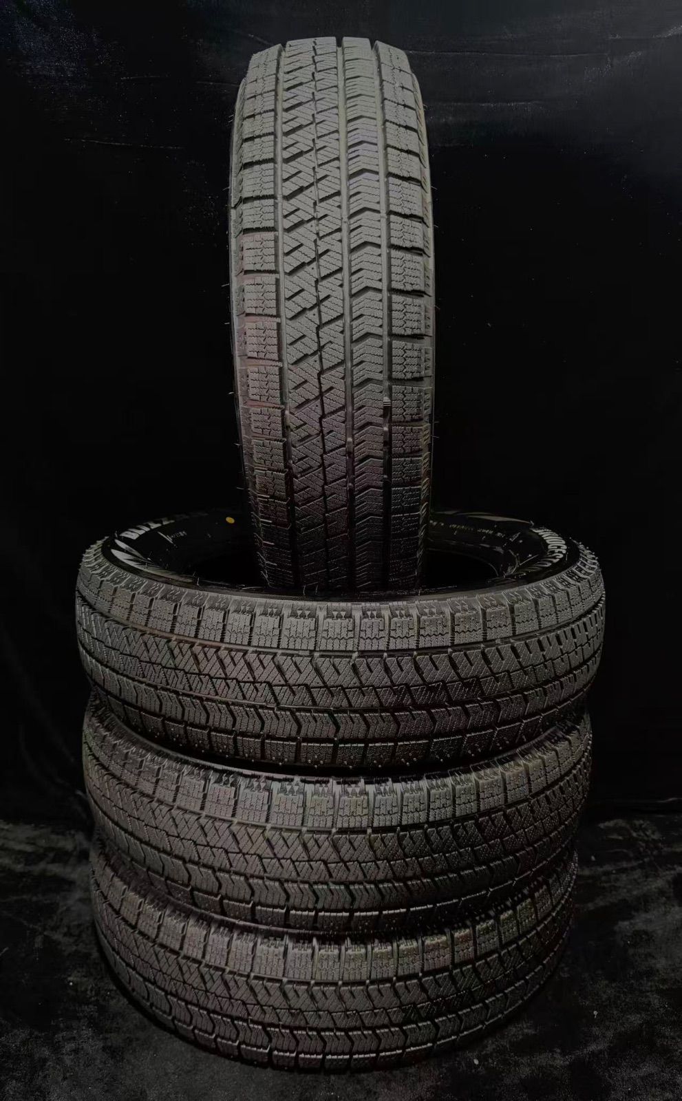 21年製　中古タイヤ4本セット　ブリヂストン　155/65R14 75Q 8分山　スタッドレスタイヤ　T-212