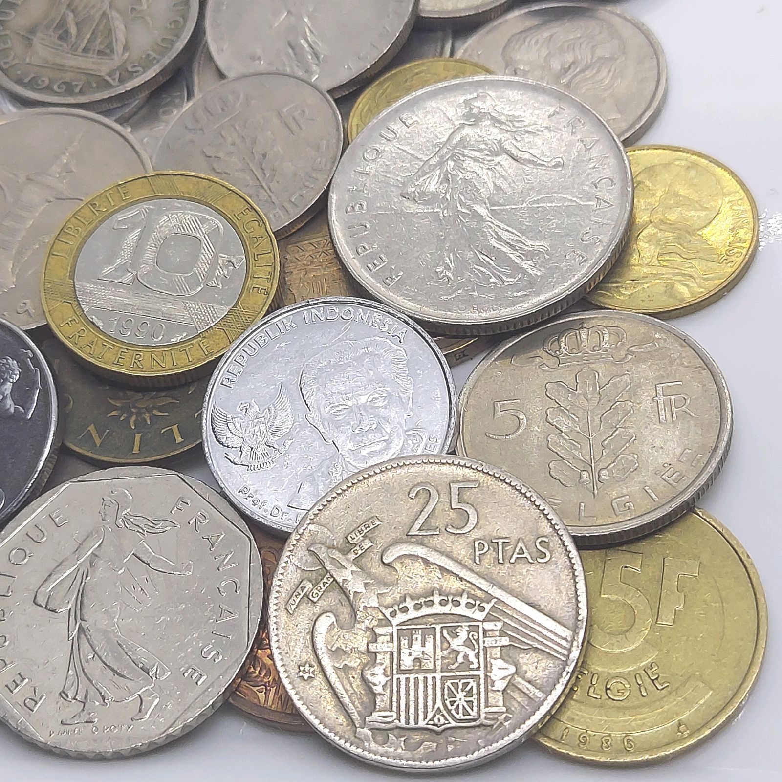 外国まとめ売り 記念硬貨含む30枚以上 L304】外国コイン 30枚詰め合わせセット 世界の硬貨 海外古銭 まとめ