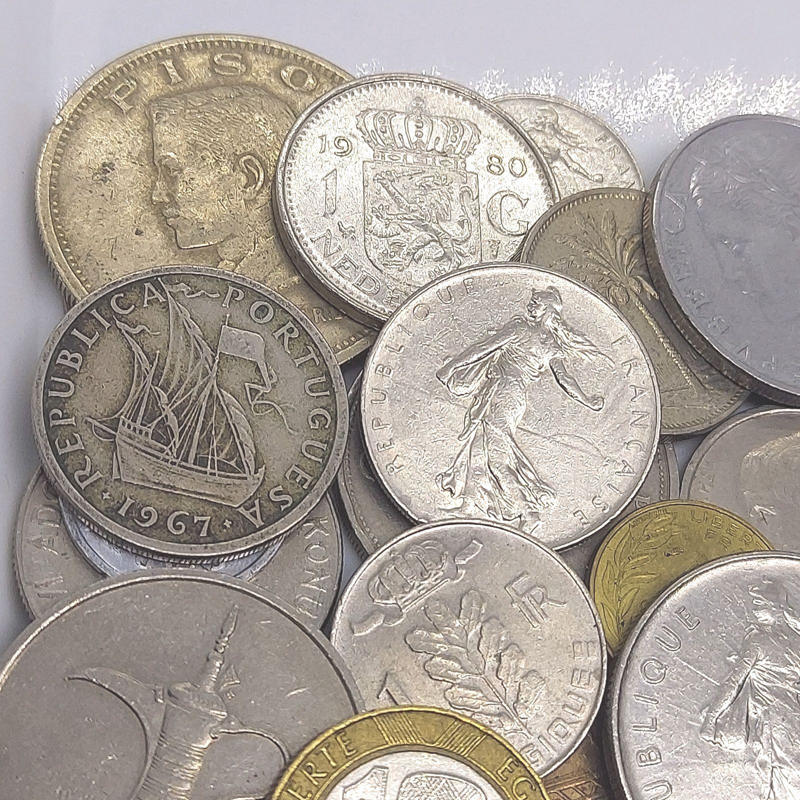 L304】外国コイン 30枚詰め合わせセット 世界の硬貨 海外古銭 まとめ
