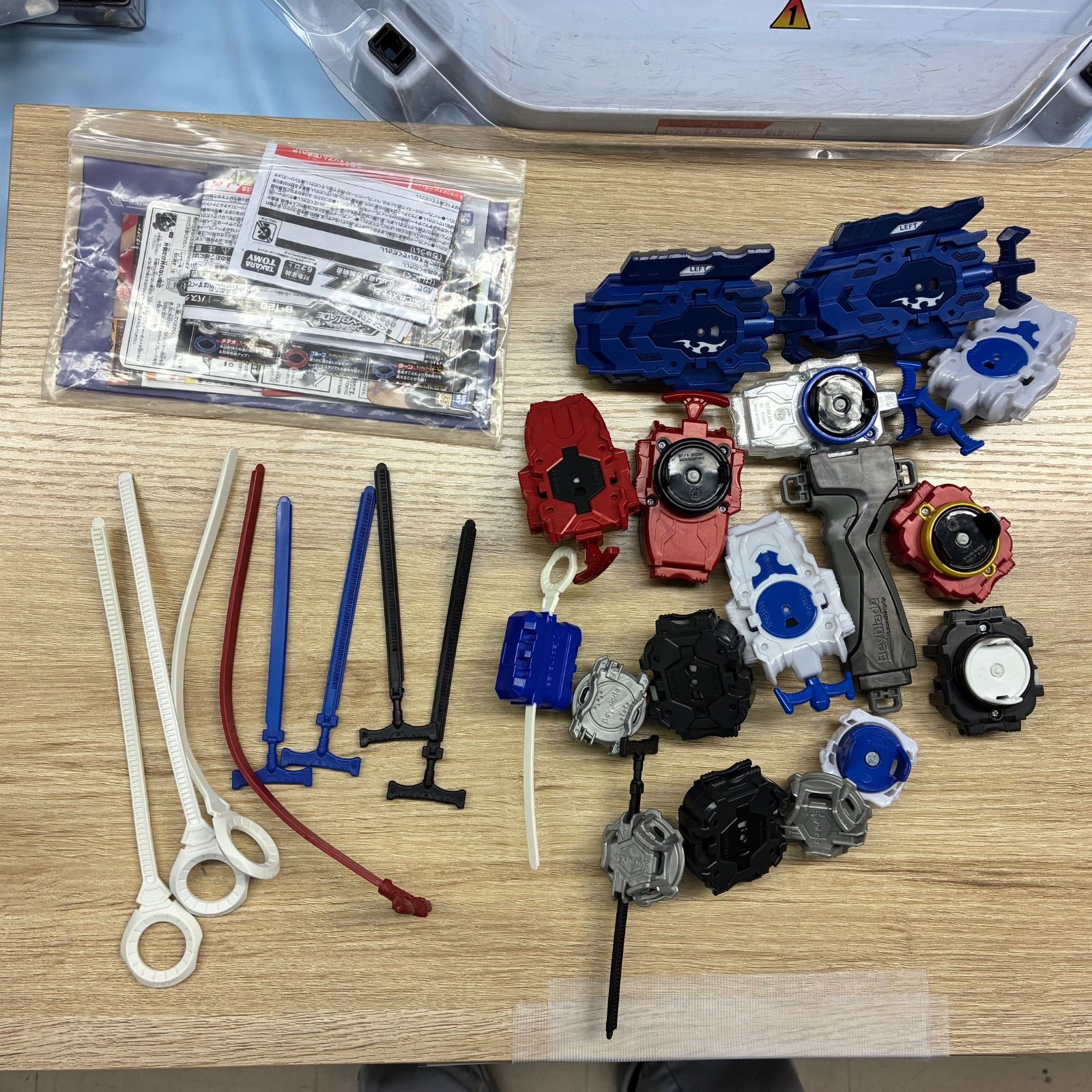 ke0811-10 K ベイブレードバースト まとめ売り スタジアム ランチャー