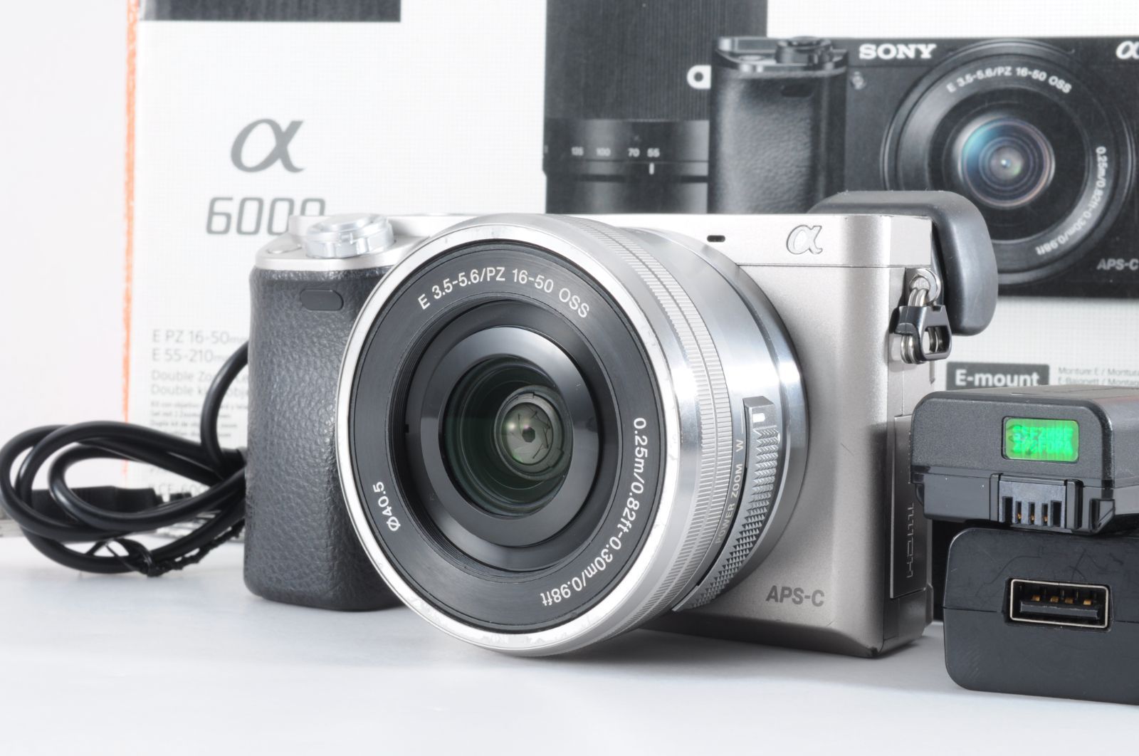 ■Beautiful item■ with strap, operation confirmed, Sony a6000 18-55 lens kit, mirrorless, single-lens camera with box