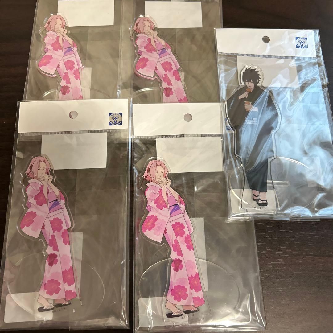 881129NARUTO 食べ歩き　春野サクラ•うちはサスケ
