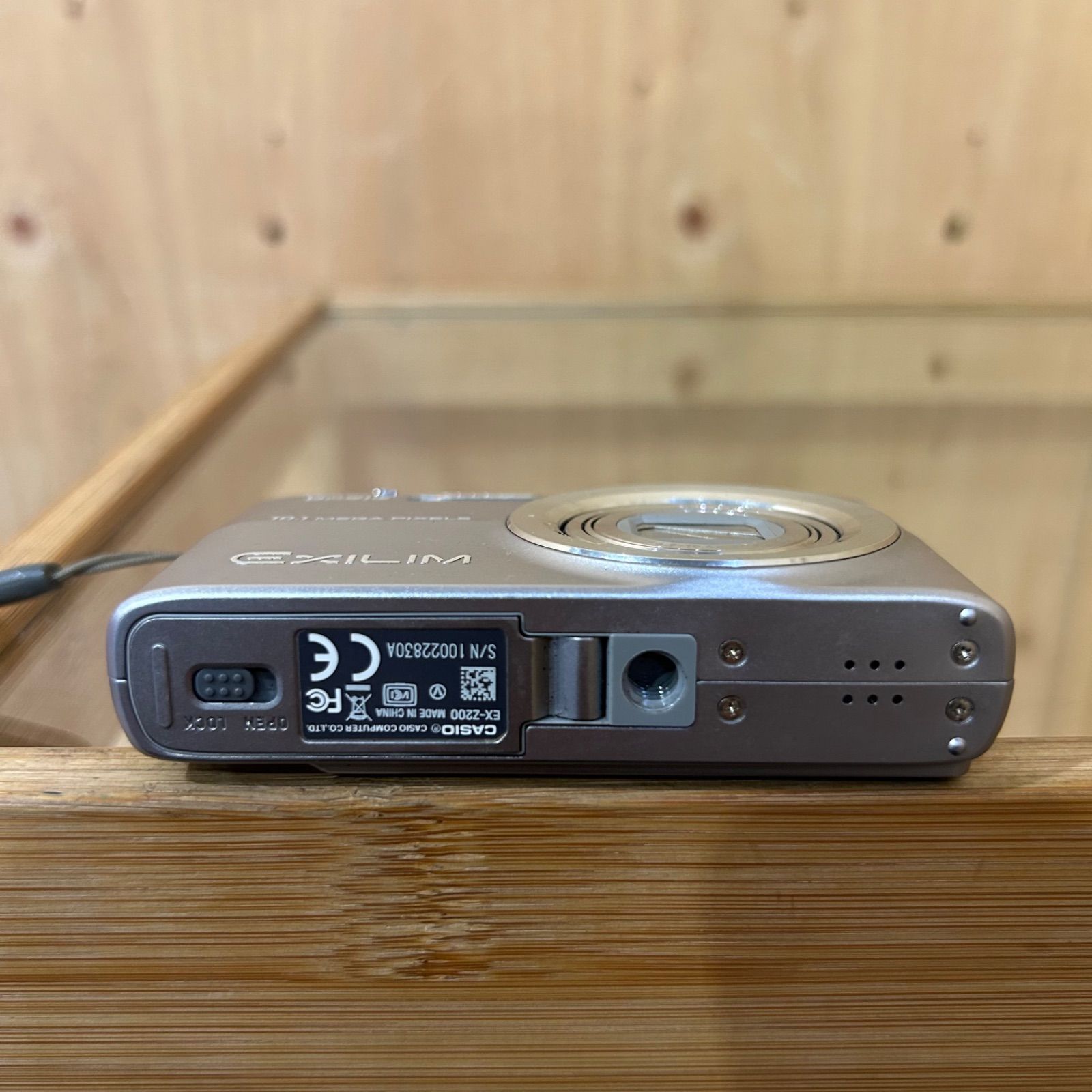 SGM】ジャンク CASIO EXILIM ZOOM EX-Z200 - メルカリ