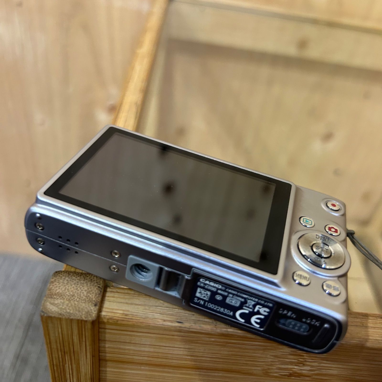 SGM】ジャンク CASIO EXILIM ZOOM EX-Z200 - メルカリ