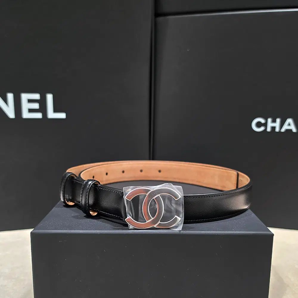 レディース/CHANEL シャネル ベルト/ブラック ベージュ 裏地 シルバー CC ロゴ