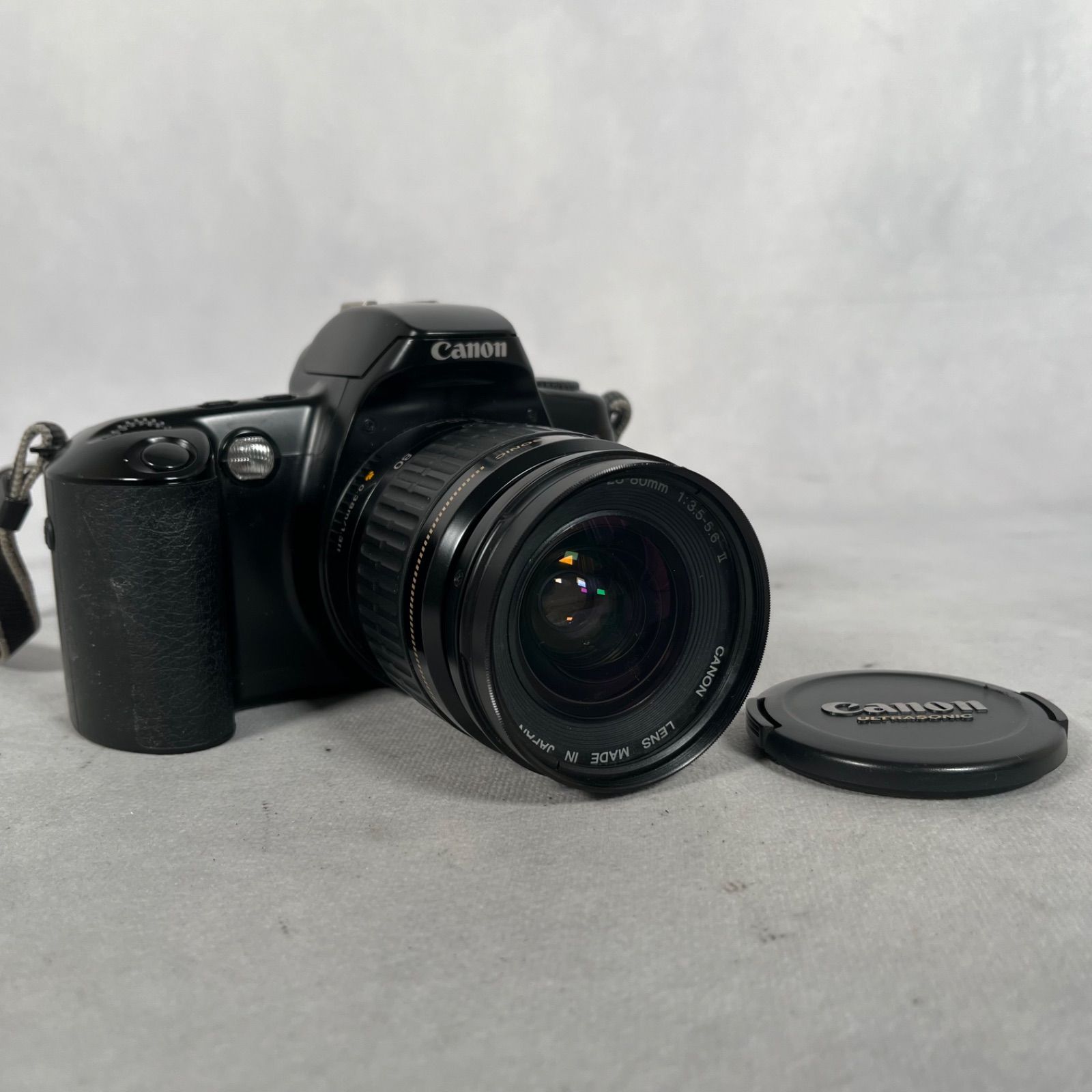 【管2608-35】Canon キヤノン EOS Kiss 一眼レフ フィルムカメラ レンズ 28₋80mm 動作未確認 現状渡し