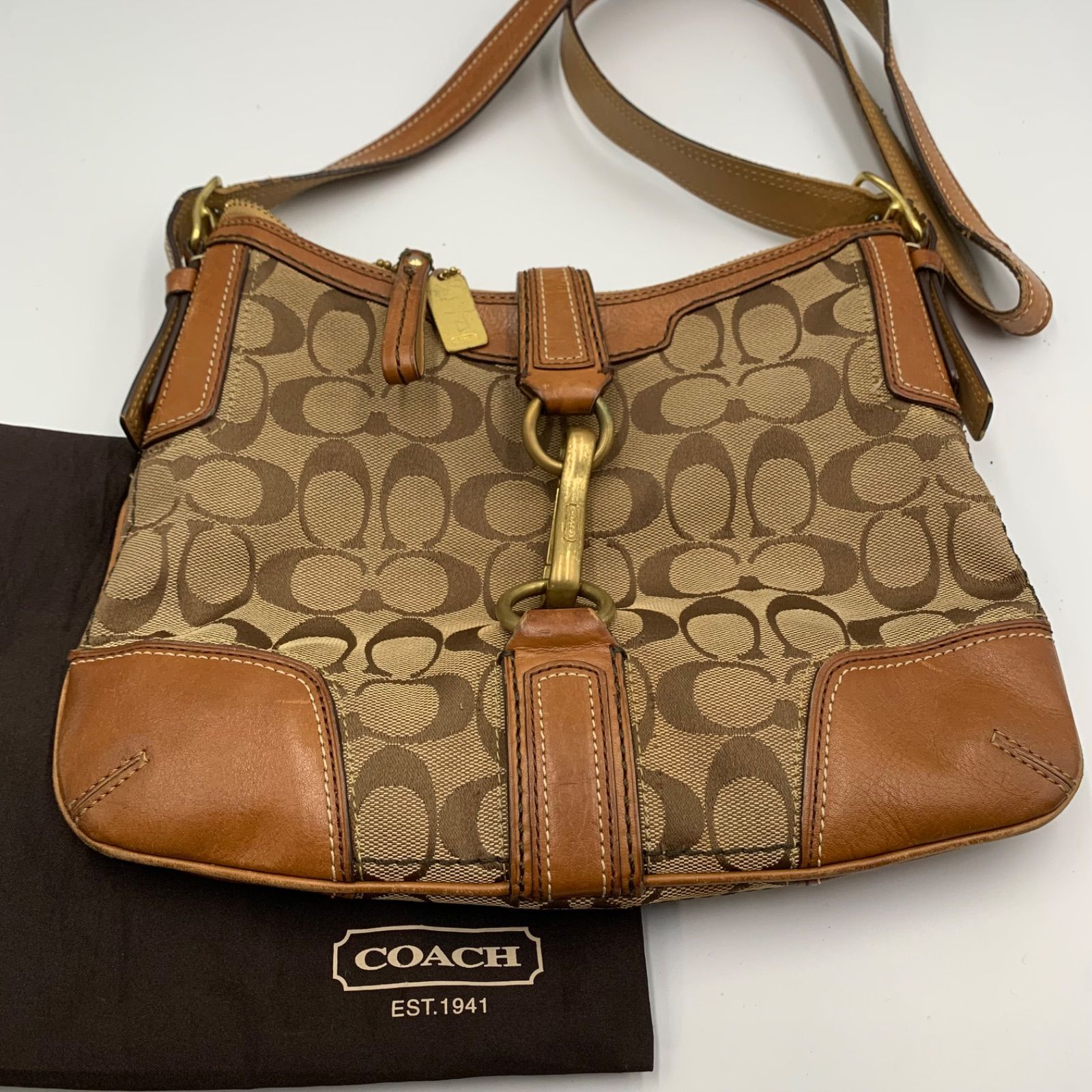 COACH シグネチャー ショルダーバッグ 斜め掛け ブラウン - メルカリ