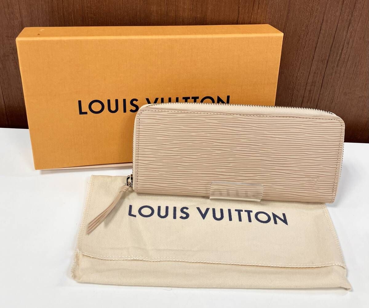 LOUIS VUITTON ルイヴィトン エピ M60916 ポルトフォイユ・クレマンス ラウンドファスナー