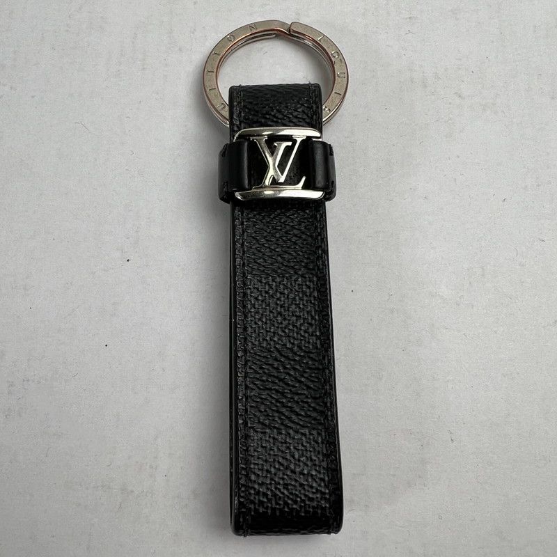 【中古品】 LOUIS VUITTON ルイヴィトン M62706 LVドラゴンヌ ダミエグラフィットキャンバス キーホルダー BLACK 保存袋・箱有 ※使用感あり 【179-260811-io-03-fuzh】