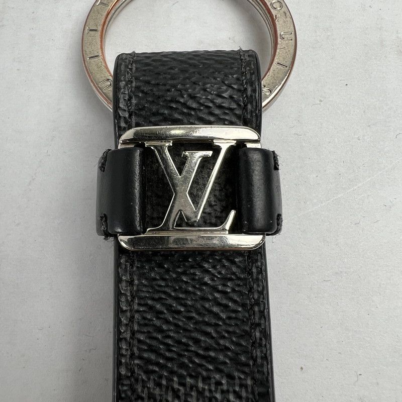 【中古品】 LOUIS VUITTON ルイヴィトン M62706 LVドラゴンヌ ダミエグラフィットキャンバス キーホルダー BLACK 保存袋・箱有 ※使用感あり 【179-260811-io-03-fuzh】