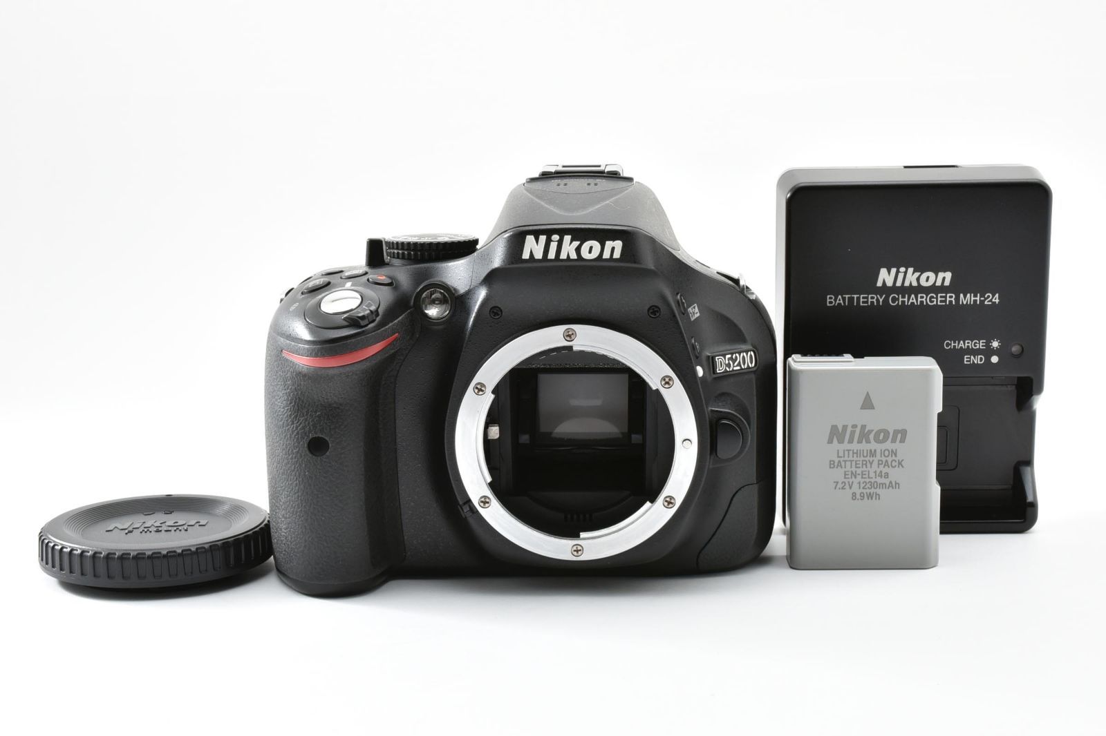 ★美品★ ニコン Nikon D5200 ボディ ブラック 《ショット数22805回・バッテリー・充電器付！》★完動品★ #A606187 16,188円