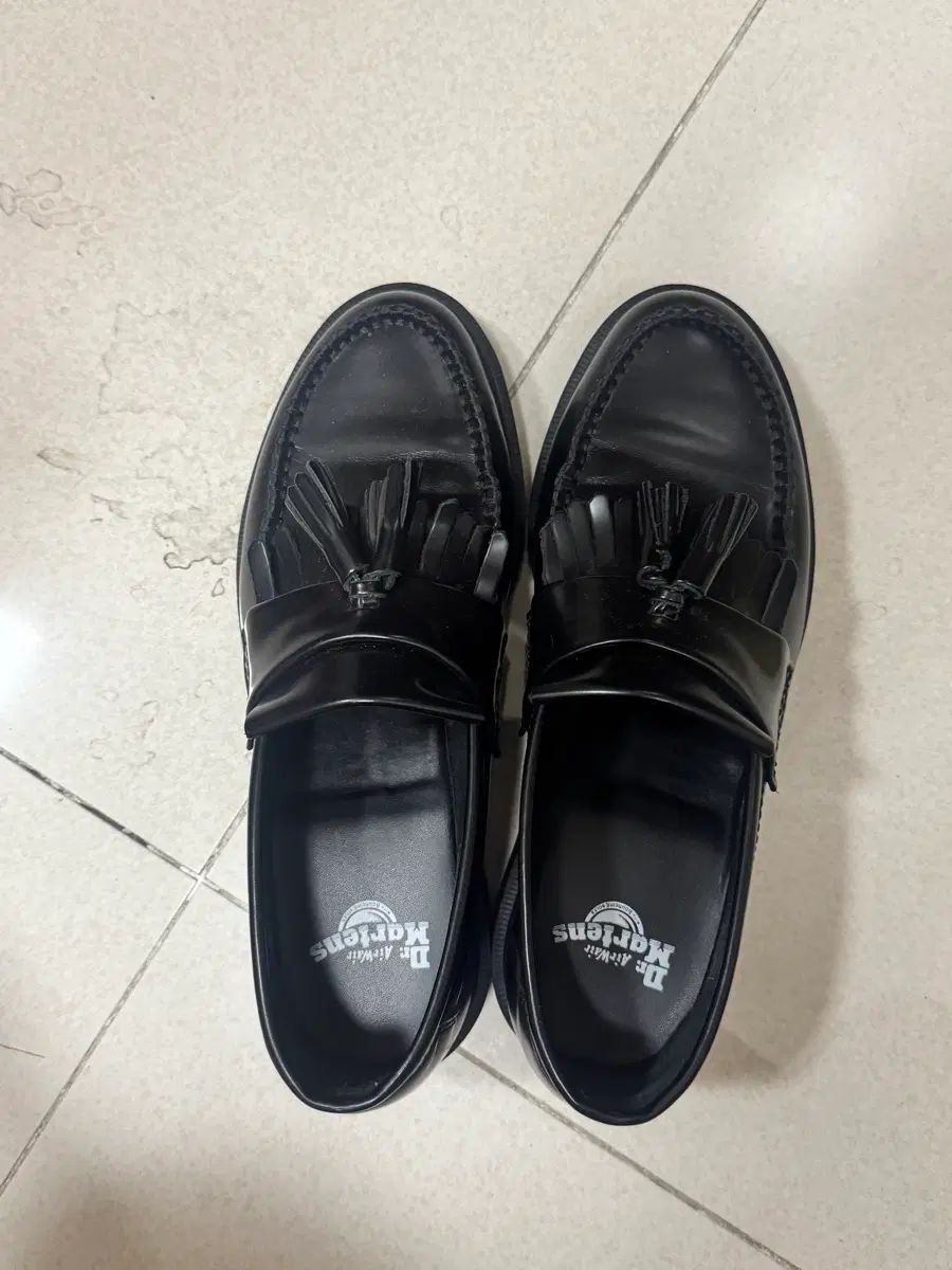 DR. MARTENS ドクターマーチン エイドリアン 270