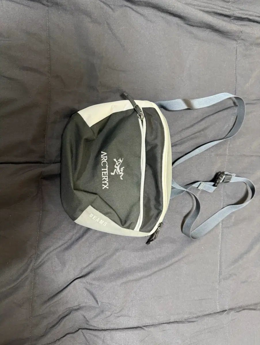ARC'TERYX アークテリクス BEAMS ビームス ボディ クロスバック