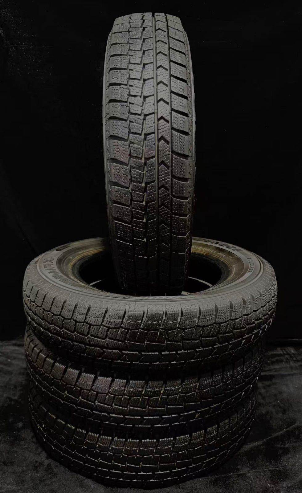 22年製(2本) 24年製(2本) 中古タイヤまとめ4本セット　ダンロップ　145/80R13 75Q 8分山　スタッドレスタイヤ　T-229