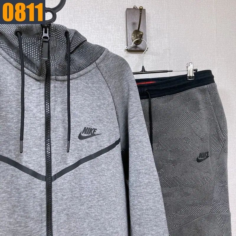 100 NIKE ナイキ テックパック トレーナー セット
