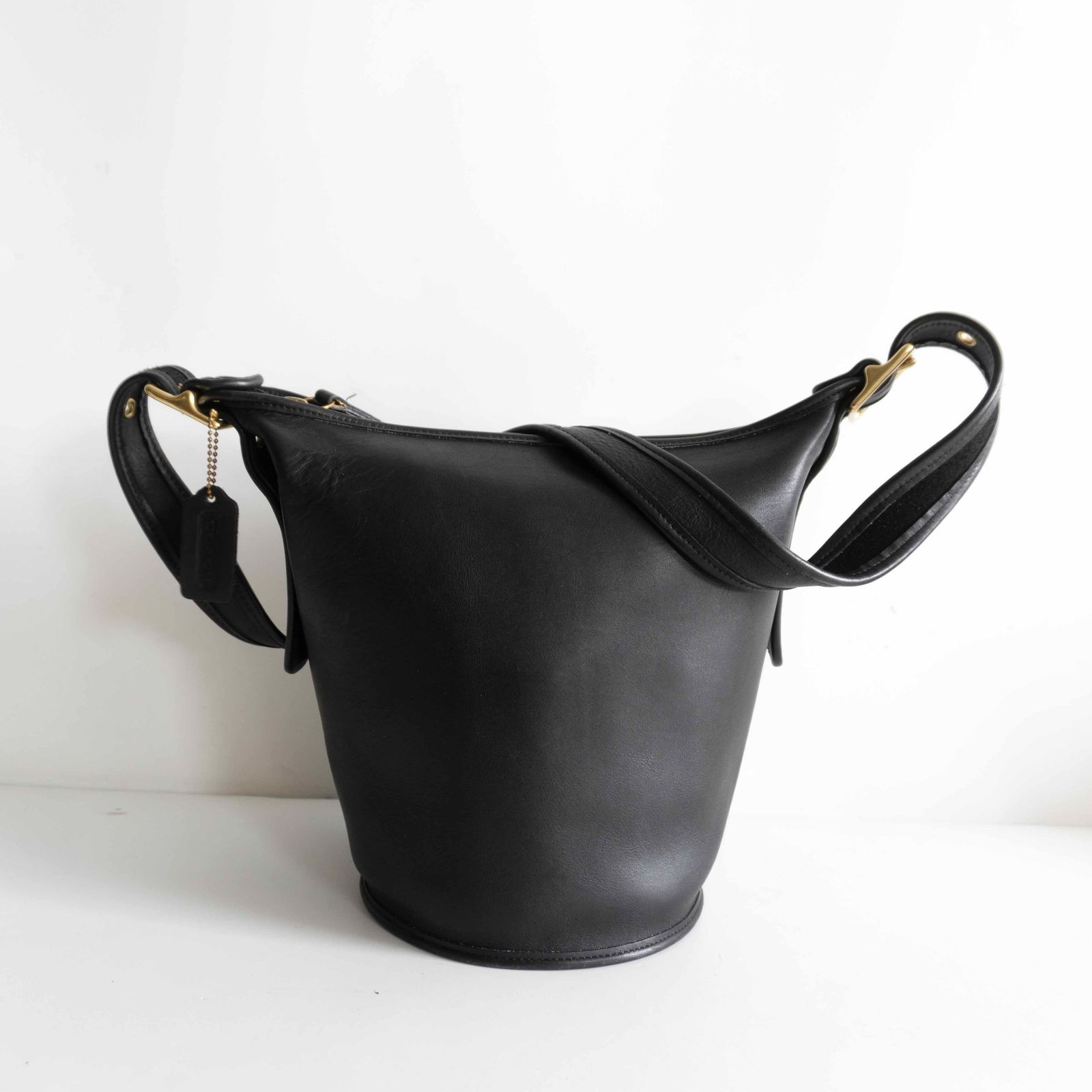 【美品】OLD COACH【バケツ レザー ショルダーバッグ】 ブラック コーチ 26080196