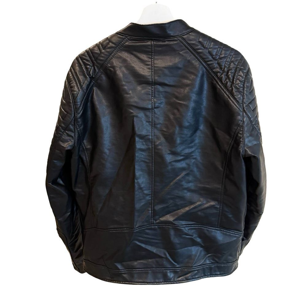 https://assets.mercari-shops-static.com/-/large/plain/2JVE2GyeUejVWAgD3XfmWC.jpg@jpg